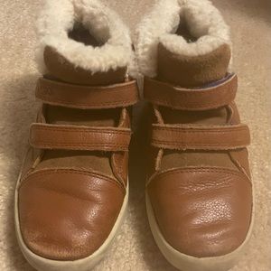 Uggs. Ch.Sz. 12. Brown/Khaki.
